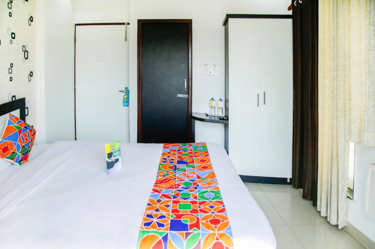 Fabhotel Eleanora - New Town Calcutta Buitenkant foto