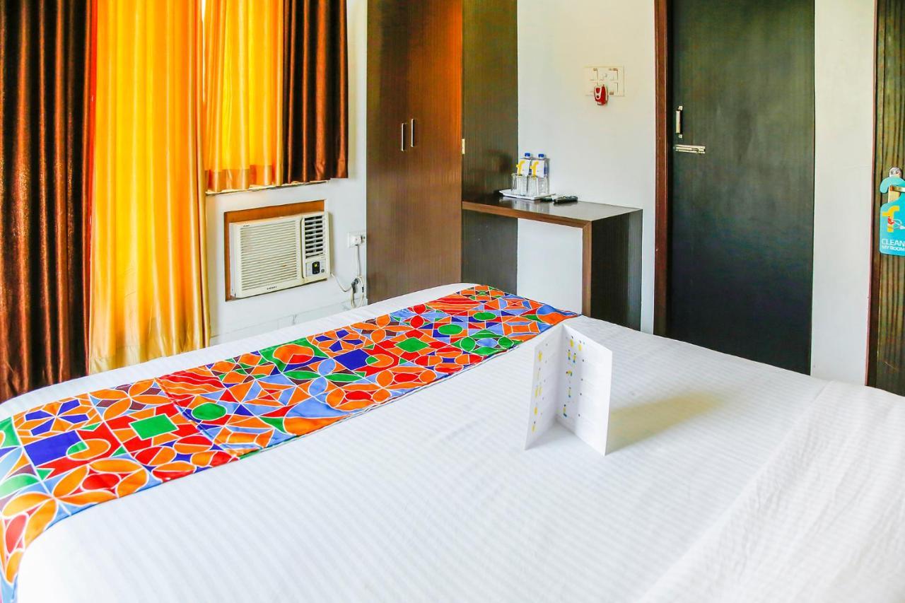 Fabhotel Eleanora - New Town Calcutta Buitenkant foto