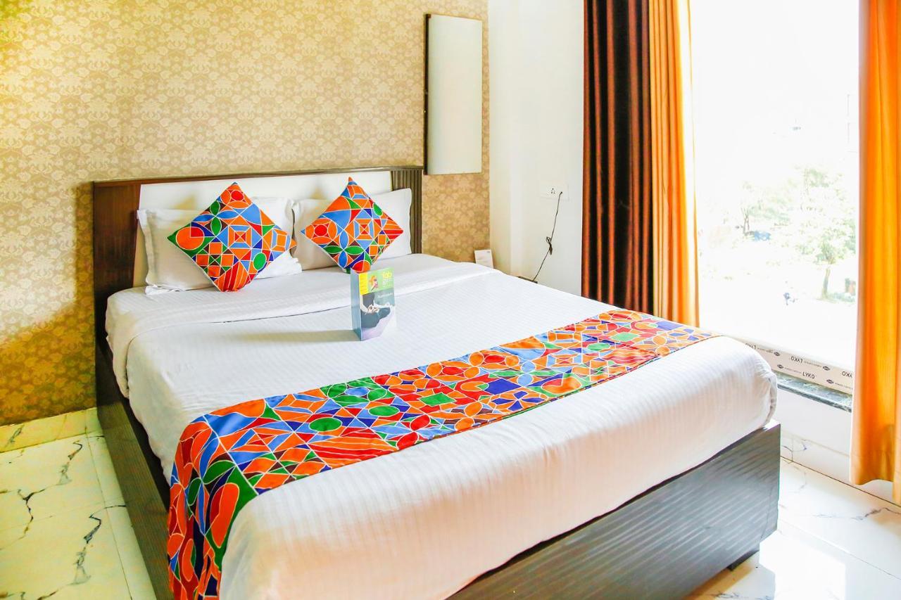 Fabhotel Eleanora - New Town Calcutta Buitenkant foto